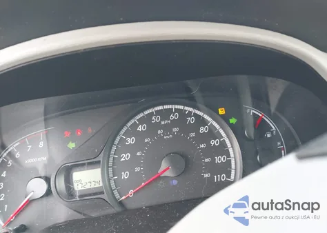 2011 Toyota Sienna Le V6 from USA, damaged, VIN 5TDKK3DC3BS081293